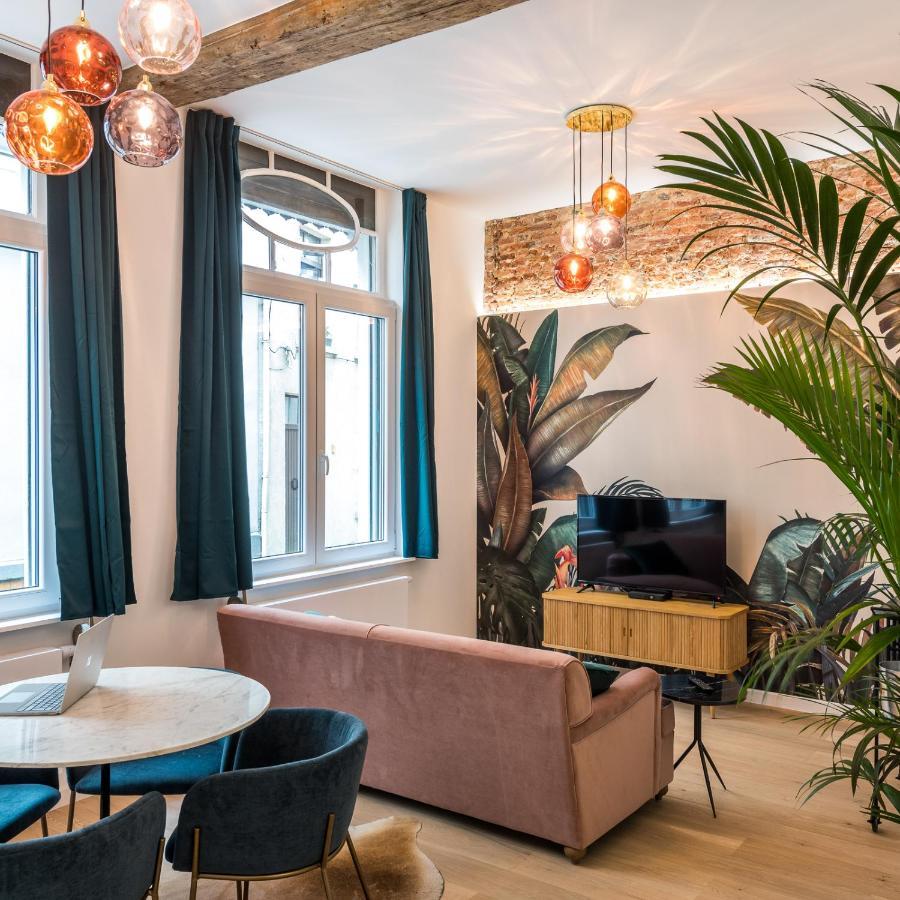 Beautiful Appartment In The Heart Of Anversa Esterno foto